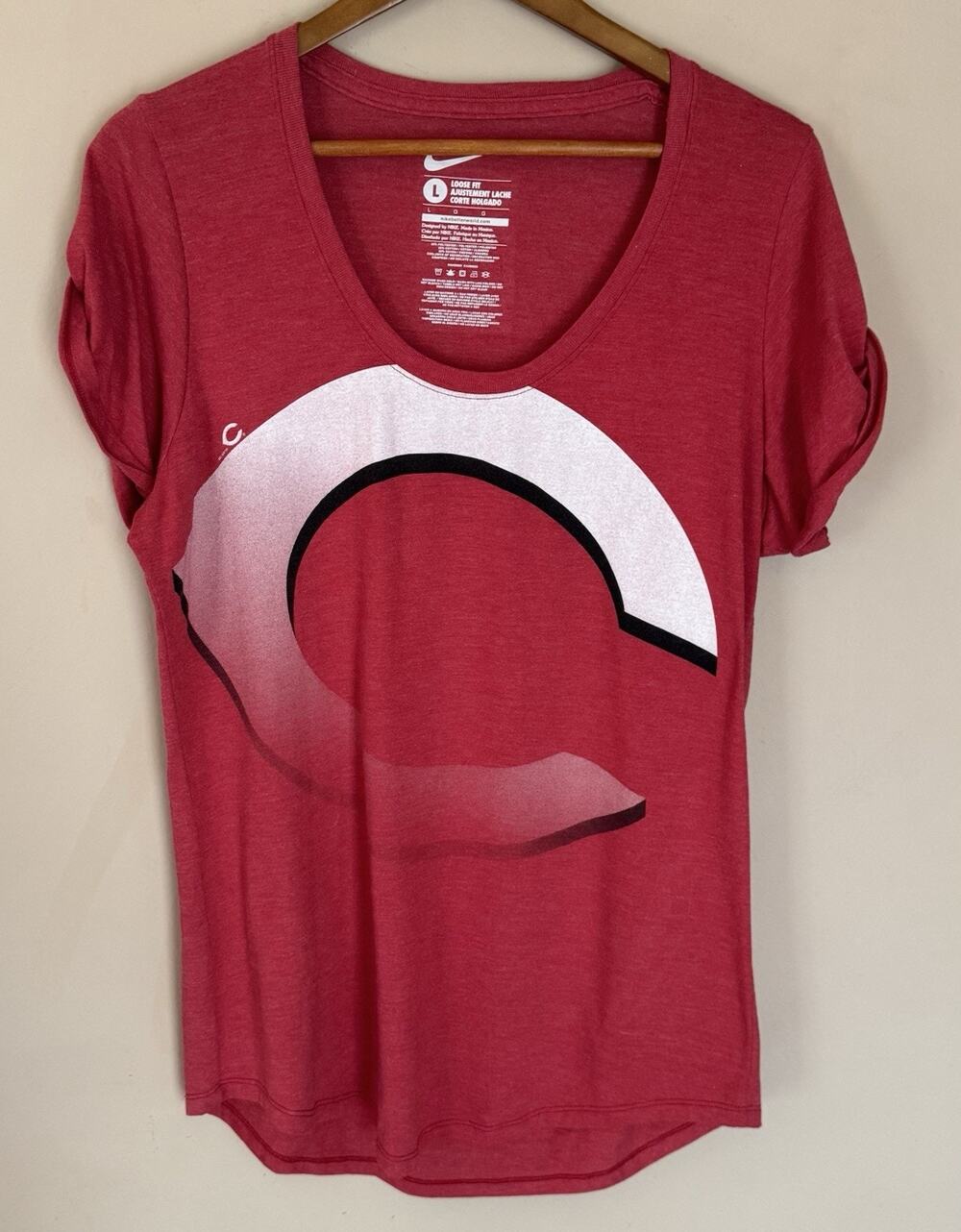 Nike Women's Cincinnati Reds Core Short Sleeve Scoop Neck T-Shirt, Red, Large